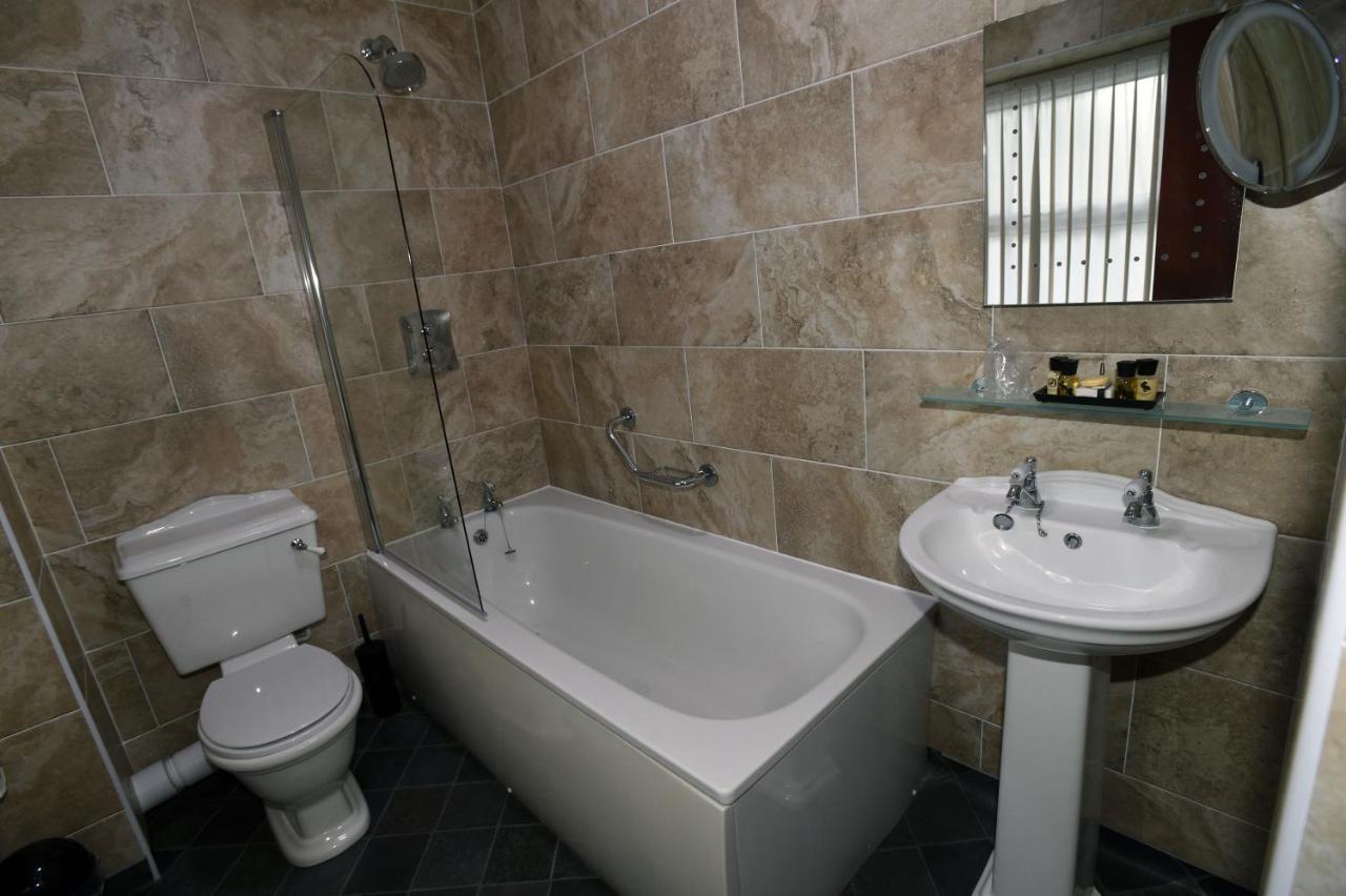 Ty Dre Town House Hotel Карнарфон Екстериор снимка