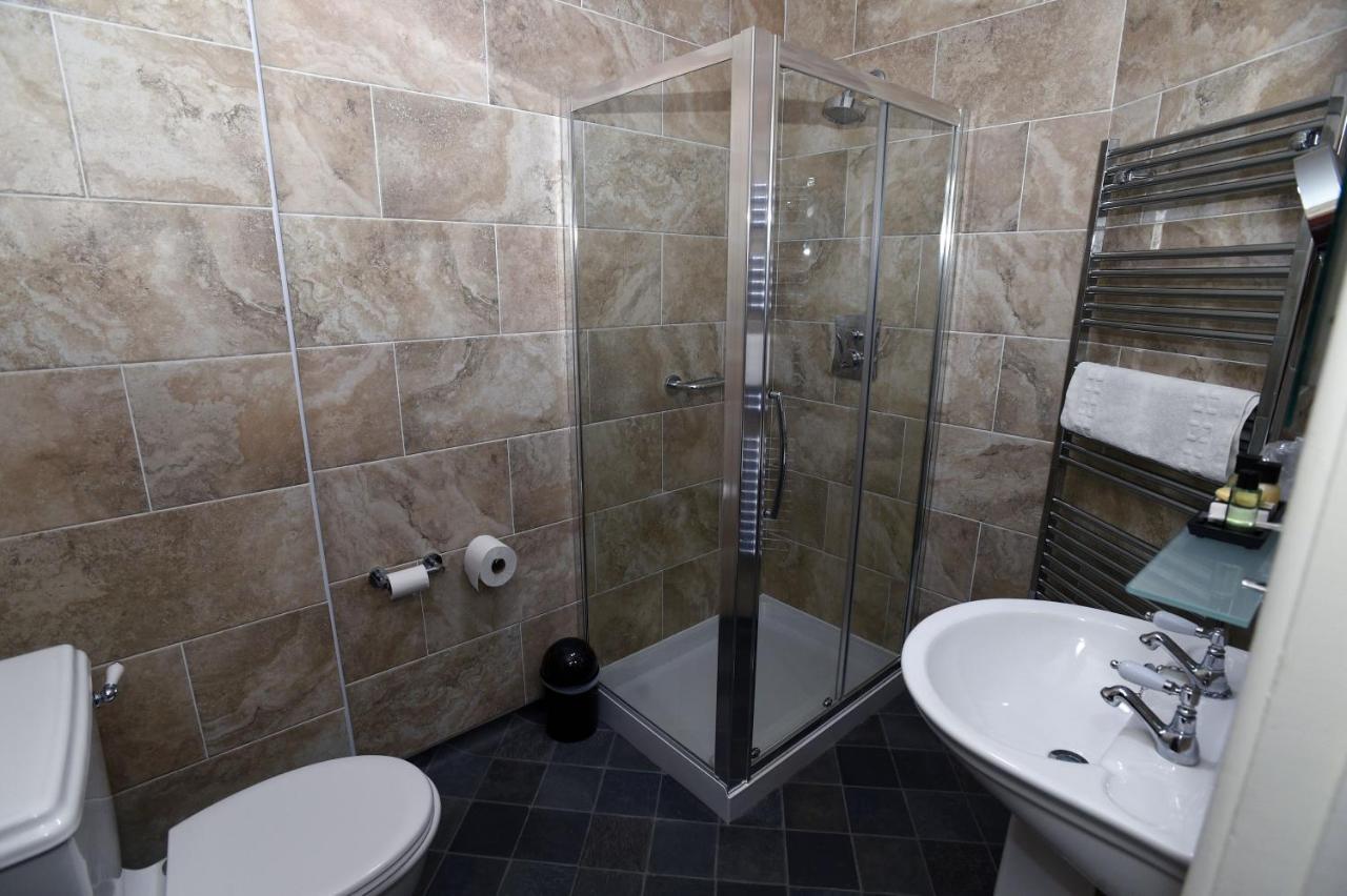 Ty Dre Town House Hotel Карнарфон Екстериор снимка