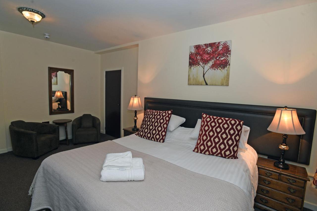 Ty Dre Town House Hotel Карнарфон Екстериор снимка